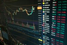 مستثمرو بيتكوين يضخون 853 مليون دولار في صناديق الاستثمار الفورية. آيبيت من بلاك روك يستحوذ على النصيب الأكبر