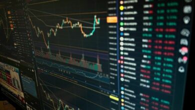 مستثمرو بيتكوين يضخون 853 مليون دولار في صناديق الاستثمار الفورية. آيبيت من بلاك روك يستحوذ على النصيب الأكبر
