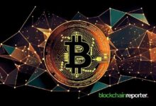 متداولو البيتكوين على المكشوف يقعون في فخ مع ضغط صعودي بفضل تحركات الخزانة والعملات المستقرة