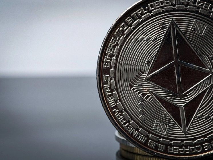 هل يساعد التقاطع الذهبي إيثريوم (ETH)؟ تحليل الاحتمالات