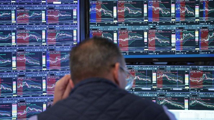 تراجع أسهم العملات المشفرة بعد رفض مجلس الشيوخ قانون الوضوح