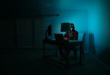 مخترق كولدكارد يحوّل 7.7 مليون دولار من البيتكوين، 45% من العملات المسروقة في الموجة الهجومية الثالثة