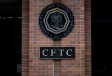 رئيس CFTC يبشر بأخبار إيجابية للعملات المشفرة رغم فشل قانون Clarity