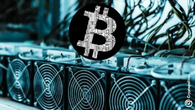 المزيد من معدّني بيتكوين يغادرون سوق الهاشريت بالكامل مع استمرار تدفق عوائد الذكاء الاصطناعي والحوسبة عالية الأداء