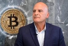مايك ماكغلون من بلومبرغ يحذر بشأن بيتكوين ويكشف الشرط الذي قد ينقذ BTC